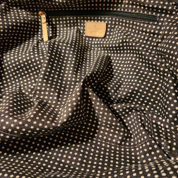 EUC KATE SPADE BAG W/ KEY CHARM - Picture 9 of 9